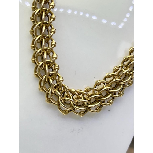 92 - A SOLID 8CT GOLD ANTIQUE FRENCH CHUNKY FANCY LINK NECKLACE, a beautiful woven link necklace, that cr... 