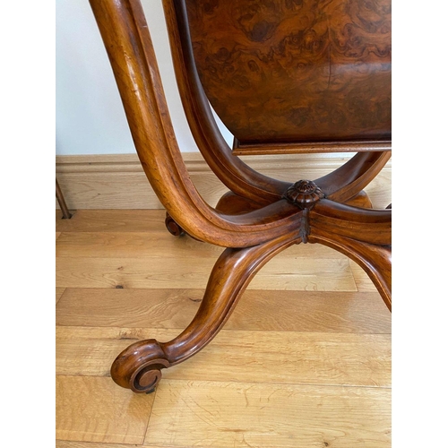 30 - AN EXCELLENT VICTORIAN BURR WALNUT GAMES TABLE, shaped top with draught board and backgammon to inte... 