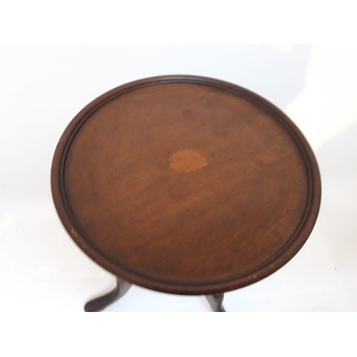 206 - AN EDWARDIAN MAHOGANY WINE TABLE, c.1900, with inlaid detail to circular top, turned support on trip... 