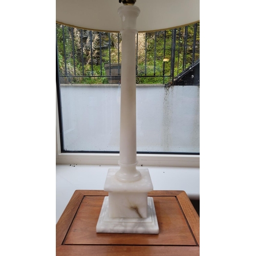 215 - A GOOD QUALITY ALABASTER COLUMN TABLE LAMP, with shade, 70cm tall with shade