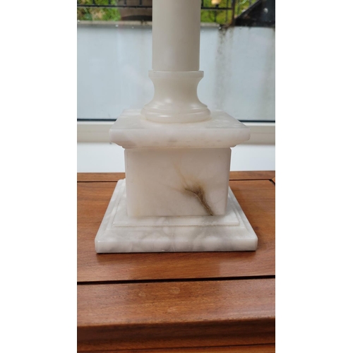 215 - A GOOD QUALITY ALABASTER COLUMN TABLE LAMP, with shade, 70cm tall with shade