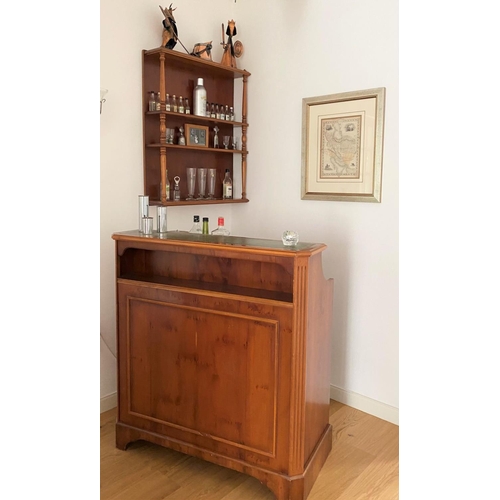 281 - A FANTASTIC SOLID TEAKWOOD BAR, ALONG WITH BARSTOOLS AND WALLSHELF, bar with fluted sides, panelled ... 