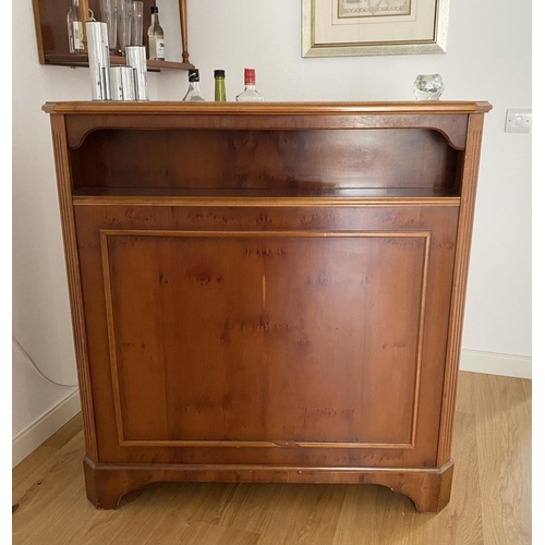 281 - A FANTASTIC SOLID TEAKWOOD BAR, ALONG WITH BARSTOOLS AND WALLSHELF, bar with fluted sides, panelled ... 