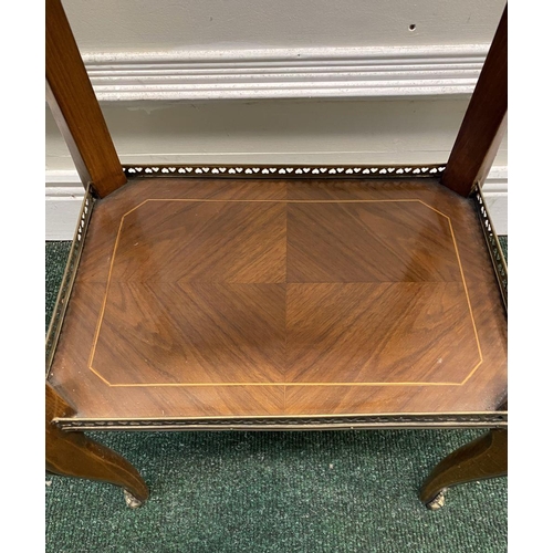 43 - A GOOD REGENCY STYLE ROSEWOOD SIDE TABLE, with wonderful inlay detail to shaped top and galleried un... 