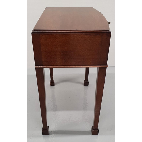 10 - A GOOD QUALITY 20TH CENTURY MAHOGANY TWO DRAWER CANTEEN CUTLERY TABLE, the slightly bow fronted tabl... 