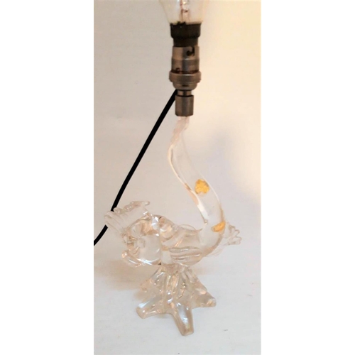 131 - AN ORIGINAL 1950’s ‘CRISTAL’ FISH DESIGN TABLE LAMP, in excellent condition structurally – no cracks... 