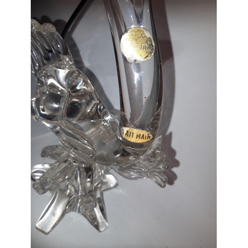 131 - AN ORIGINAL 1950’s ‘CRISTAL’ FISH DESIGN TABLE LAMP, in excellent condition structurally – no cracks... 