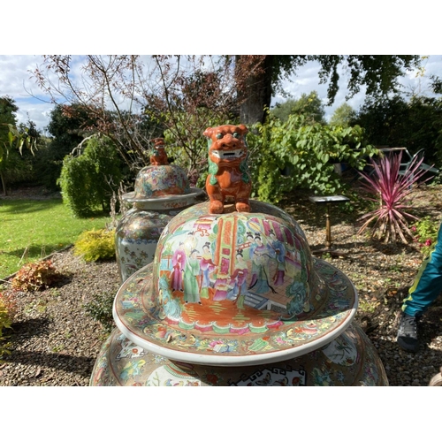 210 - A PAIR OF EXCEPTIONAL CHINESE FAMILLE ROSE PORCELAIN FLOOR VASES, Qing Dynasty, with tapered body an... 