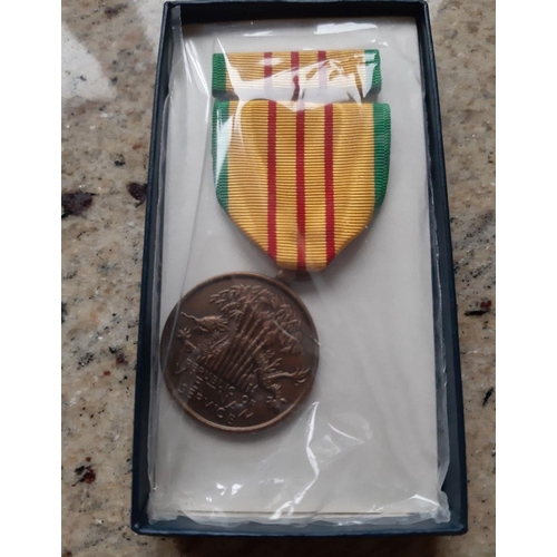 115 - A VIETNAM SERVICE MEDAL, military award of the United States Armed Forces established on 8 July 1965... 