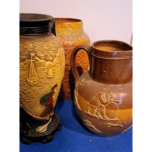 190 - A MIXED LOT OF BRASS AND CERAMIC POTS AND VASES with ceramics  depicting figures, along with brass p... 