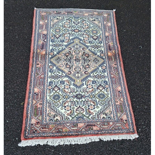 24 - A VERY GOOD QUALITY PERSIAN HAMADAN FLOOR RUG, with central lozenge medallion, surrounded by floral ... 