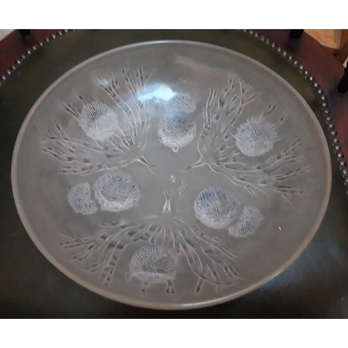 79 - AN ART DECO ‘SABINO’ GLASS BOWL, with design in relief in the seaweed and urchin pattern. Dimensions... 