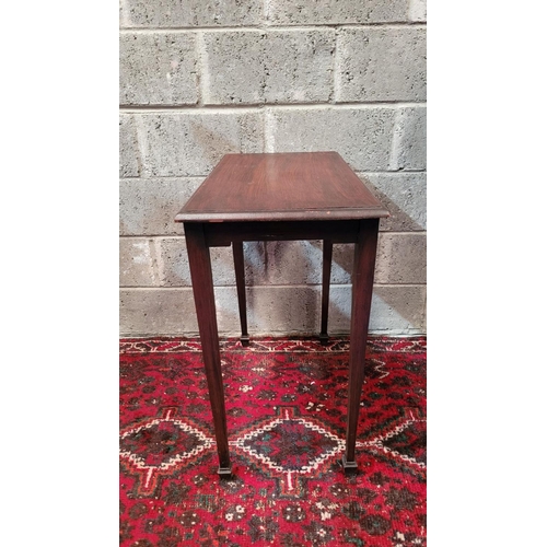 139 - A GOOD QUALITY ROSEWOOD SIDE / LAMP / HALL TABLE, a tall sized table with stepped detail to the apro... 