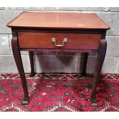 145 - AN 18TH CENTURY SINGLE DRAWER SILVER / SIDE TABLE, with pinched corners to the slightly raised rim, ... 