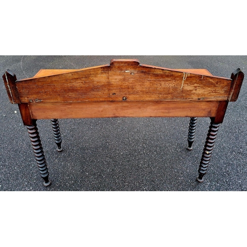 233 - AN ANTIQUE IRISH/DUBLIN MAKER MAHOGANY SIDE/HALL TABLE, with gallery to back, shell motif to shaped ... 