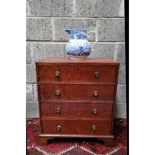 53 - AN EARLY 19TH CENTURY VERY GOOD QUALITY MAHOGANY CHEST OF DRAWERS, with four graduated drawers, each... 