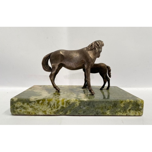 60 - A FINE BRONZE MARE AND FOAL SCULPTURE, mounted on rectangular green marble base, with a finely finis... 