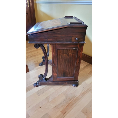 71 - A GOOD QUALITY 19TH CENTURY ROSEWOOD ‘DAVENPORT’ DESK, with low rise gallery edges to the top and a ... 