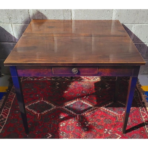 76 - A VERY FINE GEORGIAN SINGLE DRAWER MAHOGANY FOLD OVER TEA TABLE, with satinwood string detail to the... 