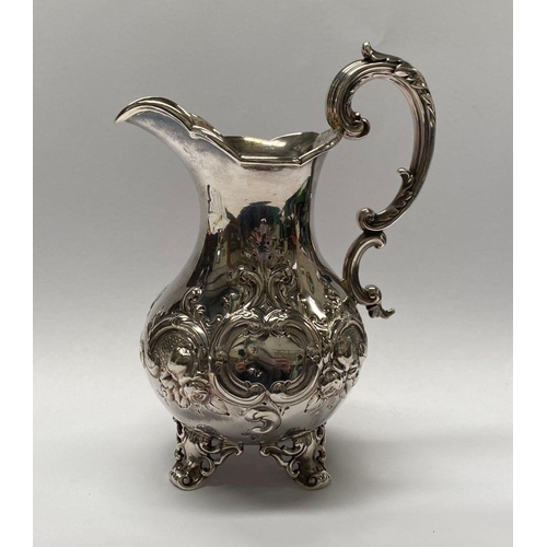 16 - AN EXCELLENT EDWARD VII SILVER DECORATIVE PITCHER, Maker Edward & John Barnard London, c.1859, bulbo... 