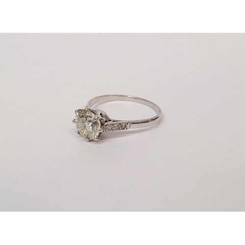 64 - A LOVELY SOLITAIRE DIAMOND RING, a perfect gift for the one you love! The central raised crown set d... 