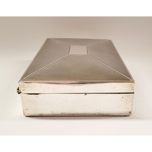 105 - A GOOD QUALITY SILVER COVERED CIGAR BOX, with hinged lid and lined with wood. The top is decorated w... 