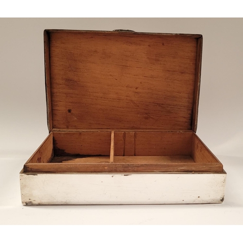 105 - A GOOD QUALITY SILVER COVERED CIGAR BOX, with hinged lid and lined with wood. The top is decorated w... 