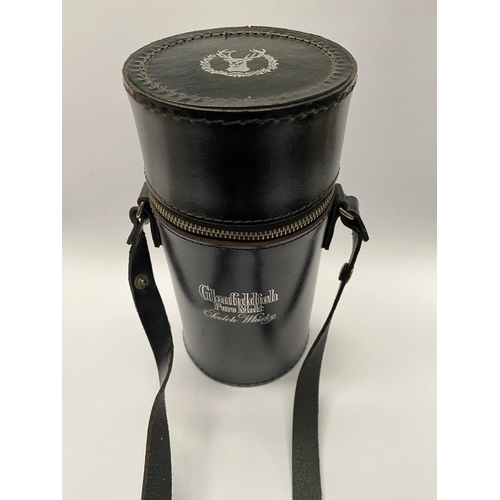 125 - A FINE LEATHER GLENFIDDICH PURE MALT SCOTCH WHISKEY TRIPLE FLASK HUNTING SET, cylindrical black leat... 