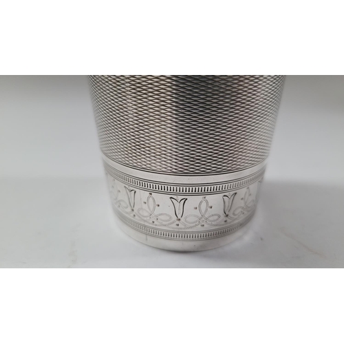 17 - A LATE 19TH CENTURY SILVER CUP DECORATED BEAUTIFULLY WITH A COMBINATION OF BRIGHTCUT & ENGINE-CUT DE... 