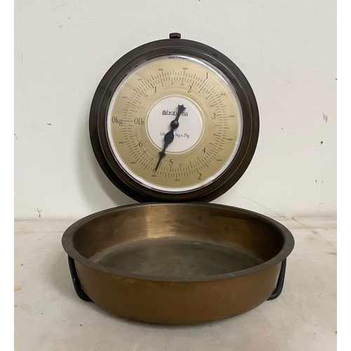 185 - A VINTAGE BELGIAN HANGING KITCHEN SCALES, Maker Brabantia, with circular brass tray inset that also ... 