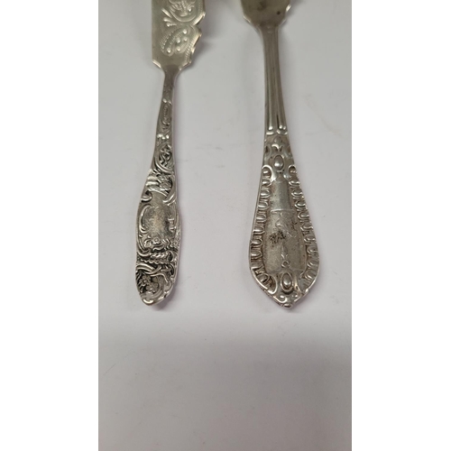 195 - A COLLECTION OF LATE 19TH / EARLY 20TH CENTURY SILVER & SILVER PLATE CUTLERY, including (i) a Sheffi... 