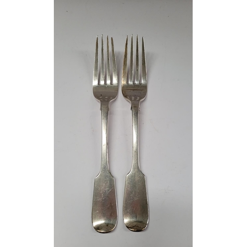 195 - A COLLECTION OF LATE 19TH / EARLY 20TH CENTURY SILVER & SILVER PLATE CUTLERY, including (i) a Sheffi... 