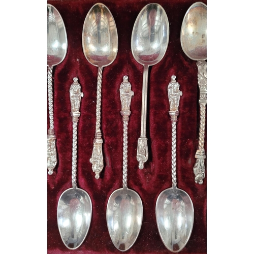 195 - A COLLECTION OF LATE 19TH / EARLY 20TH CENTURY SILVER & SILVER PLATE CUTLERY, including (i) a Sheffi... 