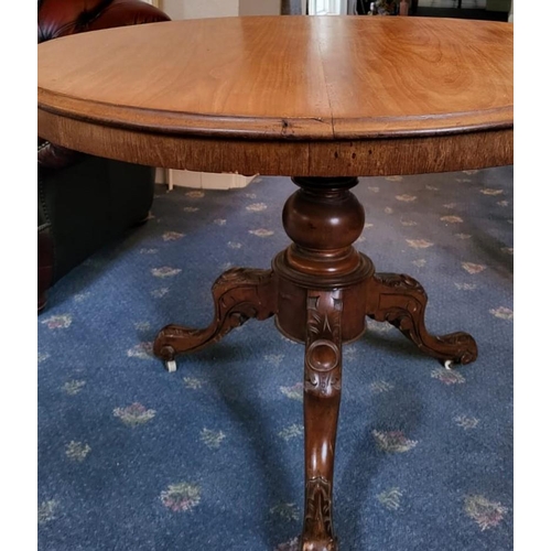 220 - A LATE 19TH CENTURY MAHOGANY CIRCULAR CENTRE / BREAKFAST TABLE, raised on a short turned column supp... 