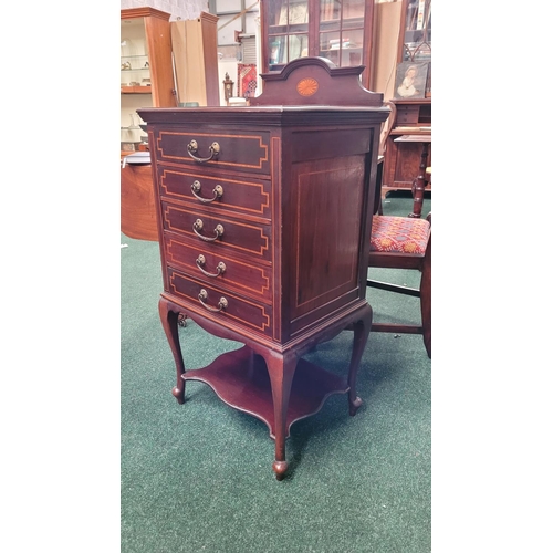 44 - AN EDWARDIAN MAHOGANY & SATINWOOD INLAID MUSIC CABINET, with 5 drop front drawers each with a swing ... 