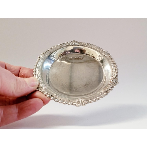 51 - A MID CENTURY IRISH SILVER PIN DISH / COIN DISH – with scrolling foliage design to the rim, maker’s ... 