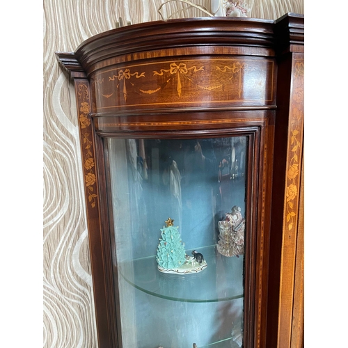 112 - AN EXCEPTIONAL EDWARDIAN MAHOGANY & SATINWOOD INLAID BREAKFRONT GLAZED DISPLAY CABINET, with beautif... 