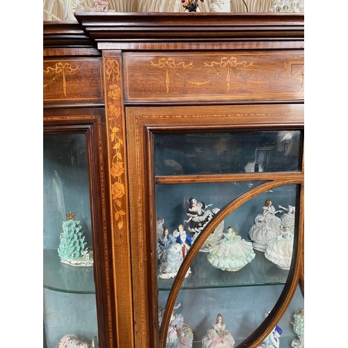 112 - AN EXCEPTIONAL EDWARDIAN MAHOGANY & SATINWOOD INLAID BREAKFRONT GLAZED DISPLAY CABINET, with beautif... 