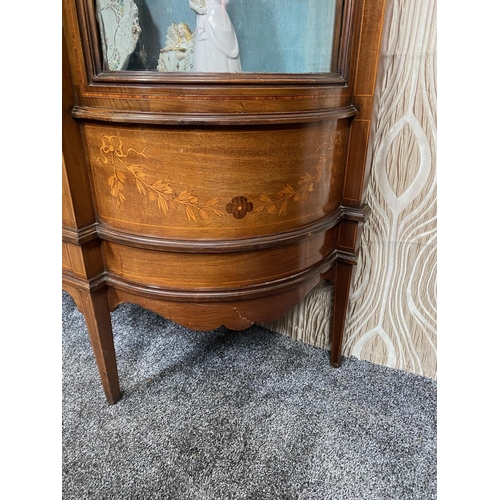 112 - AN EXCEPTIONAL EDWARDIAN MAHOGANY & SATINWOOD INLAID BREAKFRONT GLAZED DISPLAY CABINET, with beautif... 