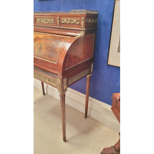 118 - A LATE 19TH / EARLY 20TH CENTURY MAHOGANY INLAID ROLL-TOP ‘BONHEUR DU JOUR’ OR SECRETAIRE DESK, the ... 