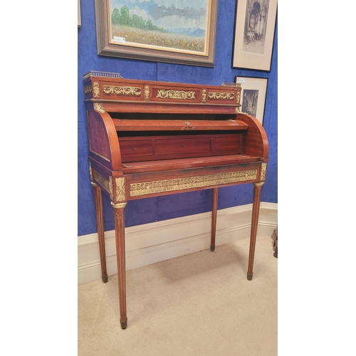 118 - A LATE 19TH / EARLY 20TH CENTURY MAHOGANY INLAID ROLL-TOP ‘BONHEUR DU JOUR’ OR SECRETAIRE DESK, the ... 