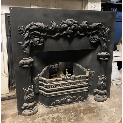 121 - AN EXCELLENT IRISH CAST IRON FIRE SURROUND/FIREPLACE INSERT, dimensions: 106cm wide x 101cm high x 4... 