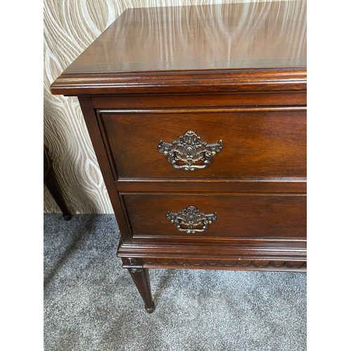 169 - A VERY GOOD QUALITY TWO DRAWER SIDE CABINET / CHEST, with two cock-bead trimmed drawers each with sw... 