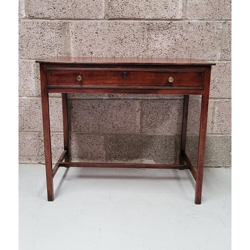 18 - A VERY FINE GEORGIAN MAHOGANY SINGLE DRAWER SIDE TABLE, the drawer with a lovely reeded edge to the ... 