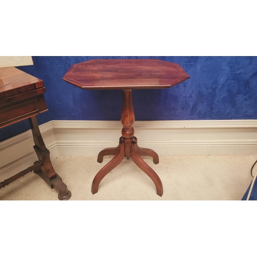 196 - A GOOD QUALITY MAHOGANY REGENCY OCTAGONAL STRING INLAID SIDE TABLE / LAMP TABLE, the top sits upon a... 