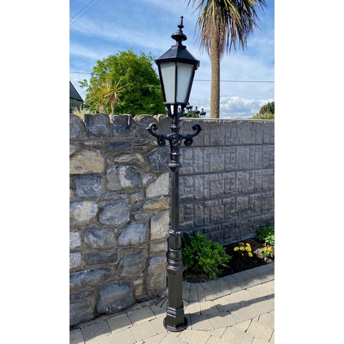 206 - A LOVELY CAST IRON GARDEN / DRIVE-WAY LANTERN STYLE LAMP POST, 238cm tall.