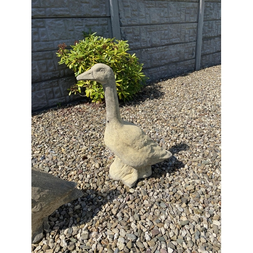 208 - A LOVELY STONE GARDEN ORNAMENT SET OF TWO GEESE, a female & male goose. Lovely garden ornament. One ... 