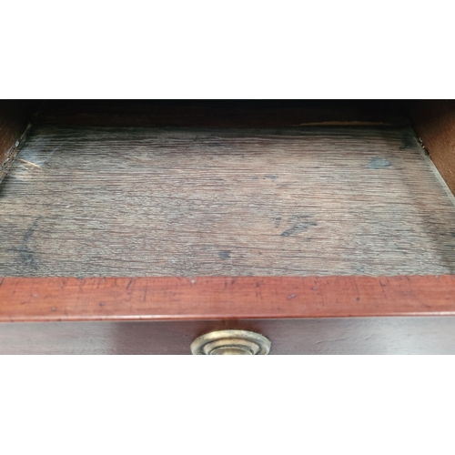 21 - AN EXCELLENT IRISH GEORGIAN DROP LEAF PEMBROKE TABLE, circa 1790 with a chamfered edge on ring turne... 