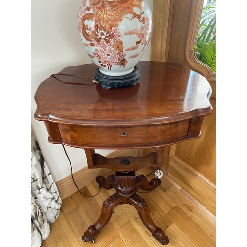 44 - A VERY GOOD QUALITY LATE 19TH CENTURY MAHOGANY SERPENTINE SHAPED SIDE / LAMP TABLE, formally a works... 