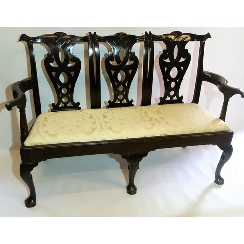 66 - AN IRISH 18TH CENTURY CARVED MAHOGANY CHAIR BACKED SETTEE, this beautiful piece of Irish antique fur... 